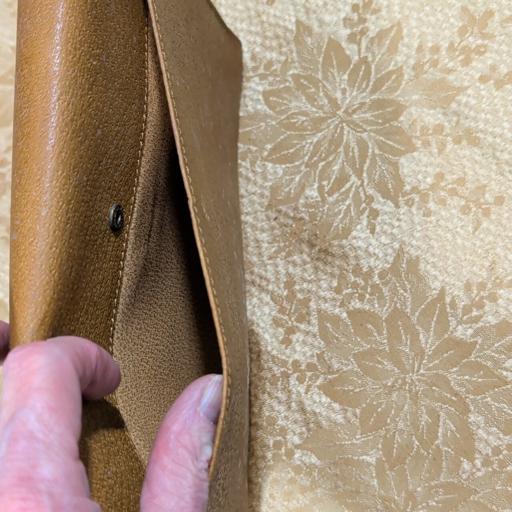 Chic Brown Leather Clutch - Picture 7 of 11